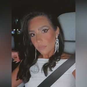 Meet your Posher, Rose